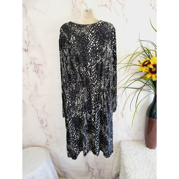 Tart Long Sleeve Tie V-Neck Printed Dress - Black Multi/Abstract Python - Picture 3 of 7